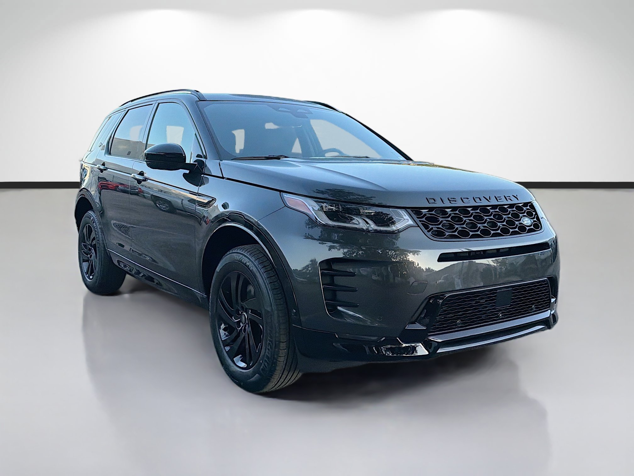 New 2026 Land Rover Discovery Sport Landmark AWD/4WD image 7