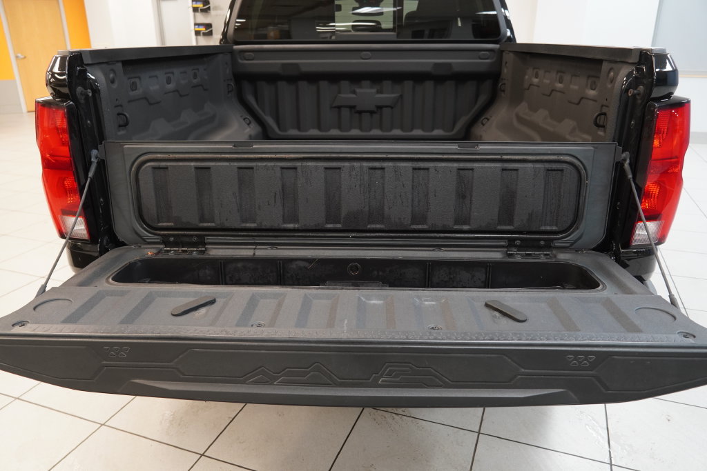 Used 2023 Chevrolet Colorado Z71 w/ Z71 Convenience Package 2 AWD/4WD image 11