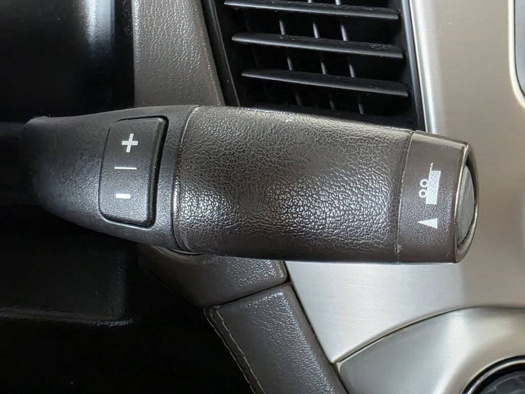 Used 2016 GMC Yukon XL Denali w/ Open Road Package image 27