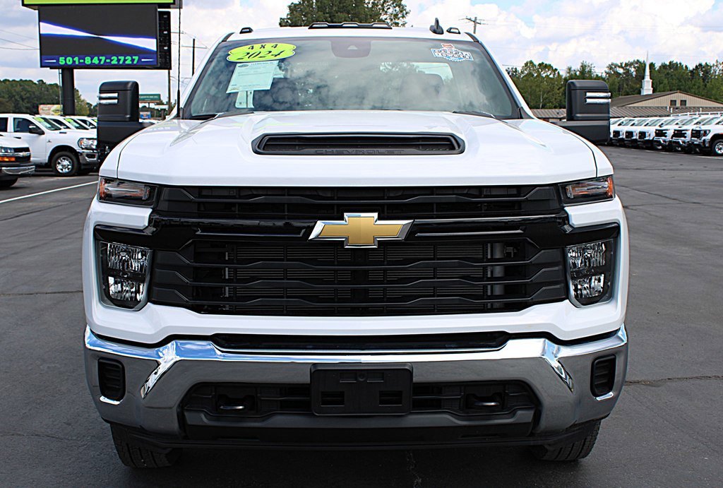 Used 2024 Chevrolet Silverado 3500 W/T w/ Snow Plow Prep Package image 12