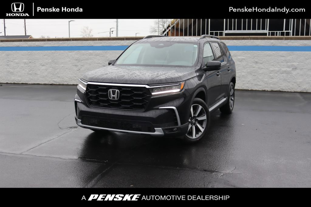 Used 2025 Honda Pilot Touring