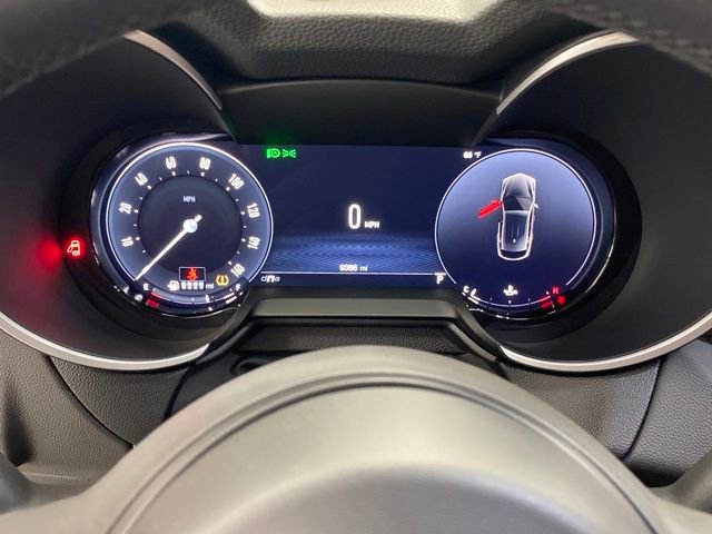 Used 2024 Alfa Romeo Stelvio Ti w/ Performance Driving Package image 10