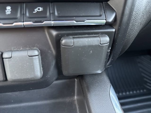 Used 2022 Chevrolet Silverado 2500 LTZ w/ LTZ Convenience Package image 52