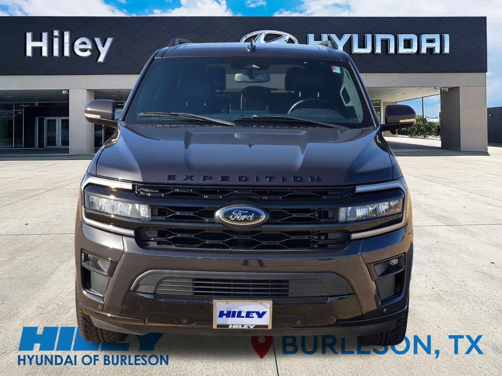 Used 2023 Ford Expedition Limited RWD image 6