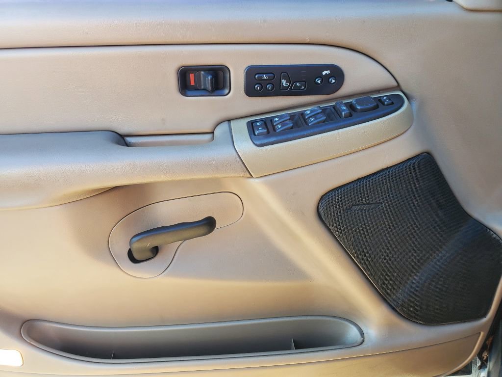 Used 2006 Chevrolet Avalanche Z71 w/ Sun And Sound Package image 14