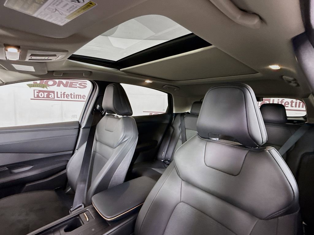 Certified 2025 Nissan Ariya AWD image 12