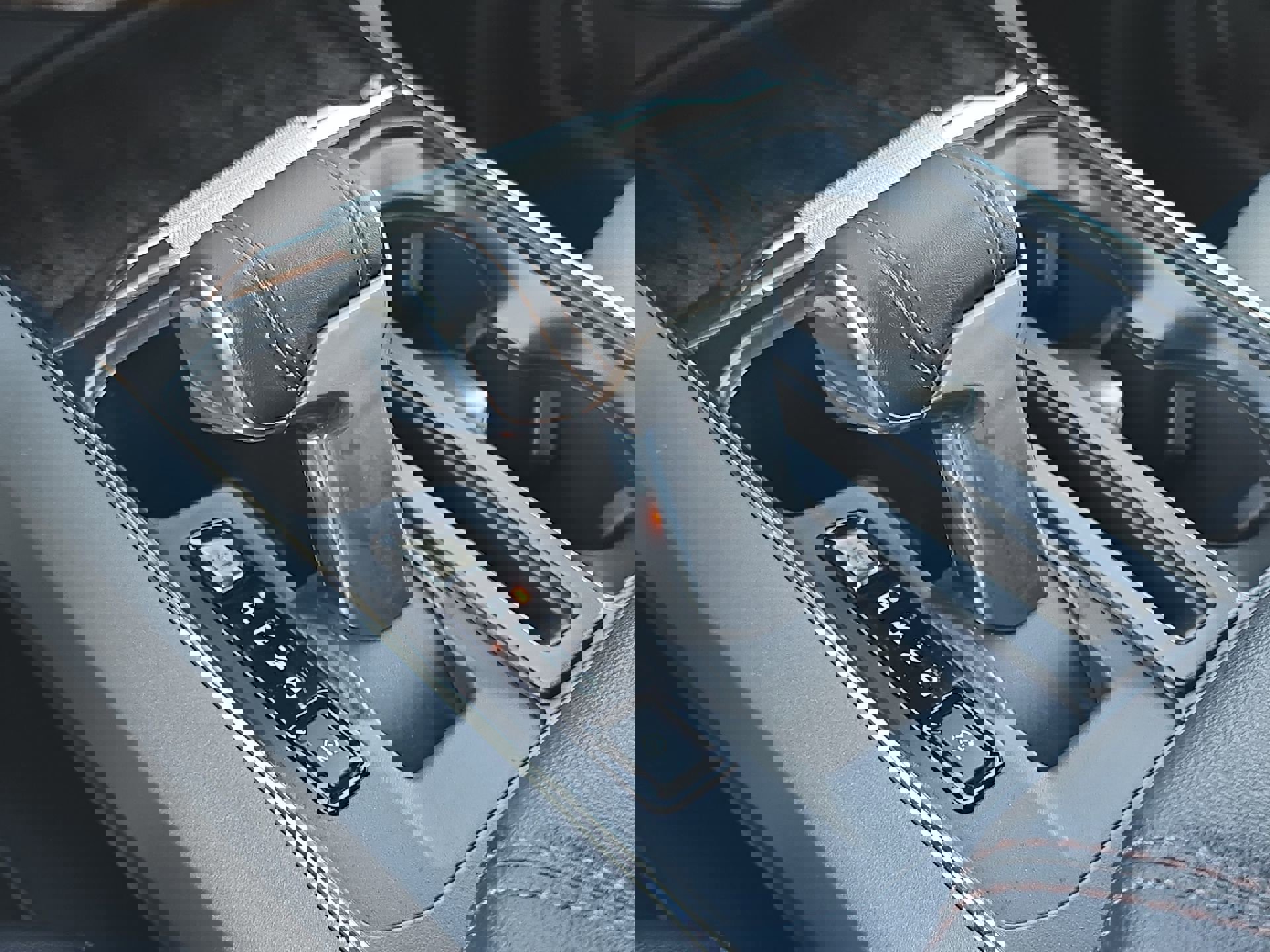 Used 2023 Ford F150 Lightning 4x4 SuperCrew image 21