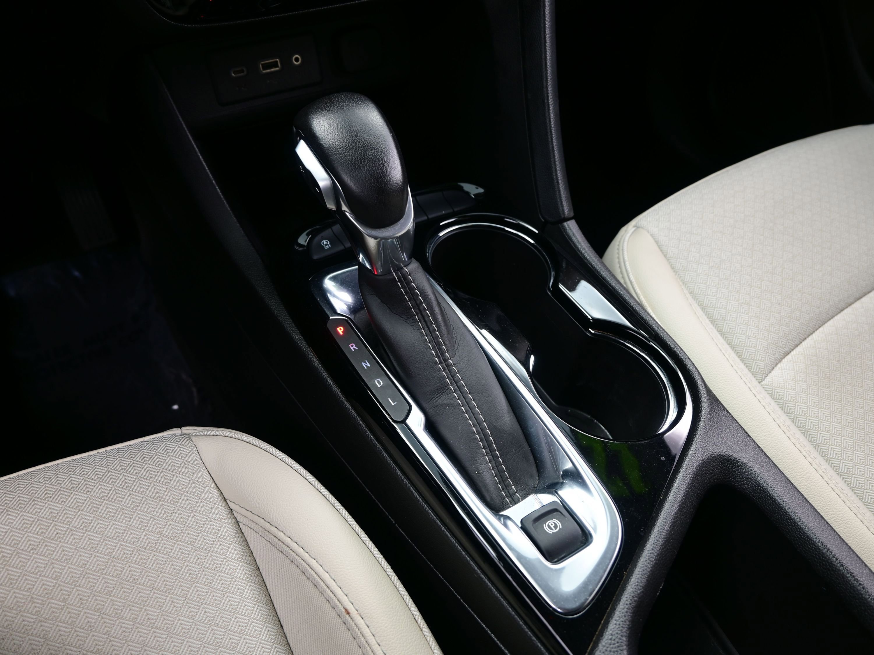 Used 2022 Buick Encore GX Preferred image 20