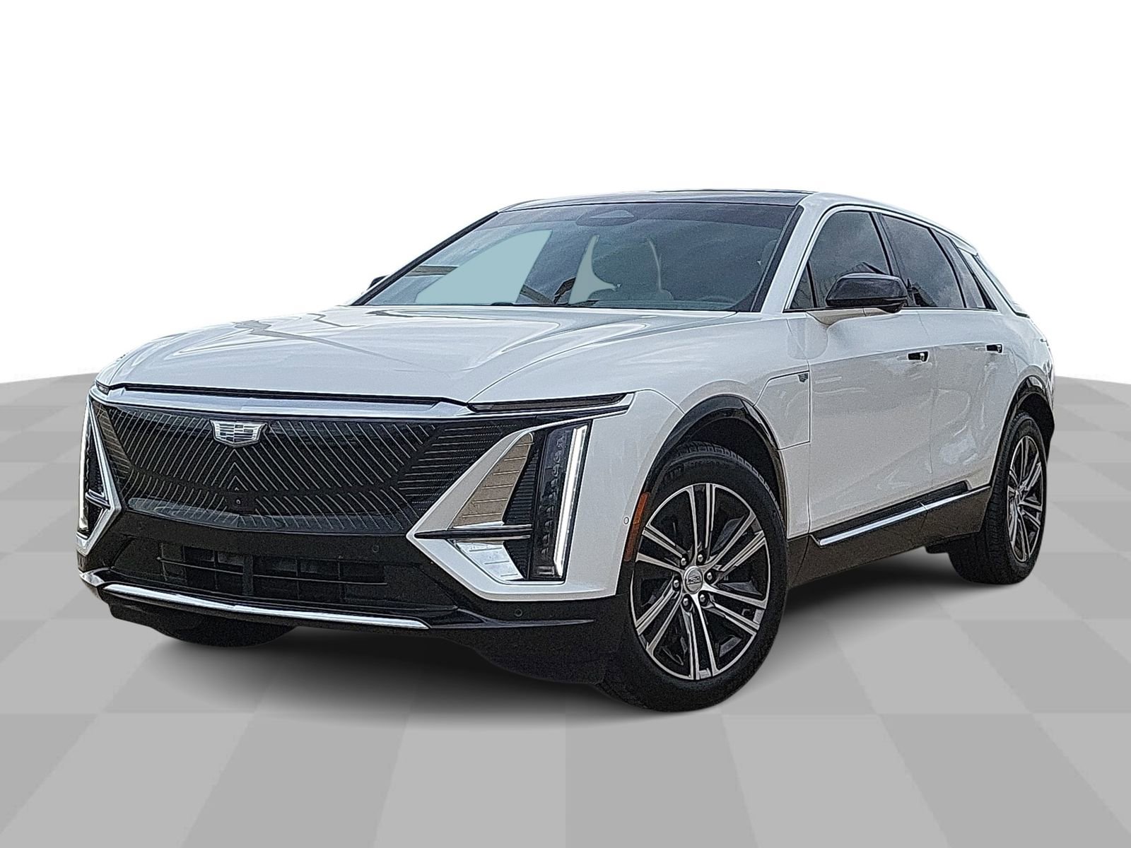 Certified 2024 Cadillac Lyriq Luxury w/ LPO, Floor Liner Package image 4