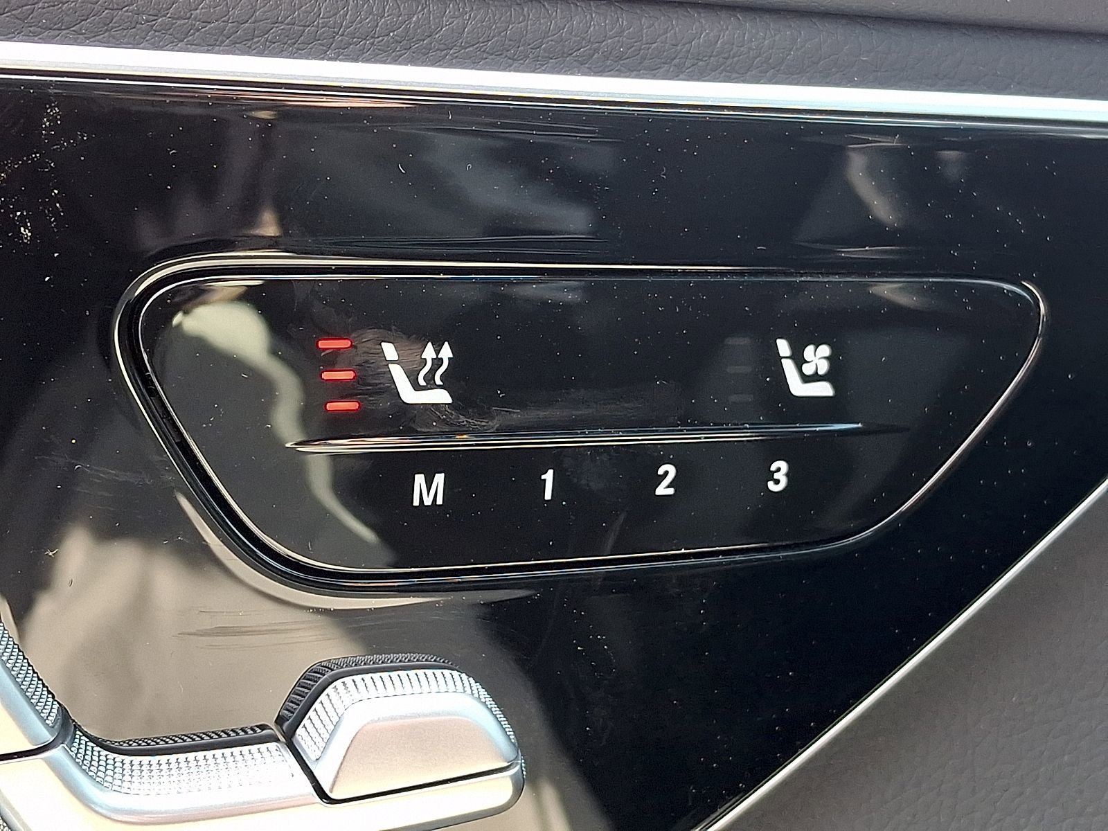 New 2026 Mercedes-Benz GLC 300 4MATIC image 17