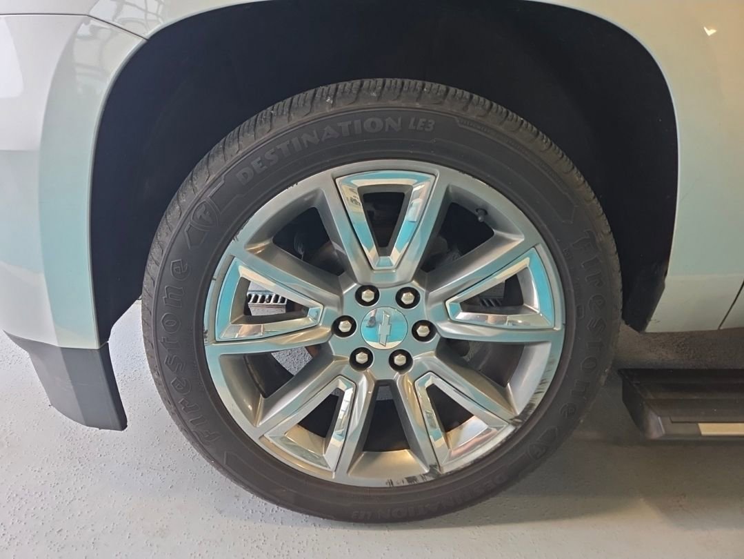 Used 2016 Chevrolet Suburban LTZ AWD/4WD image 18
