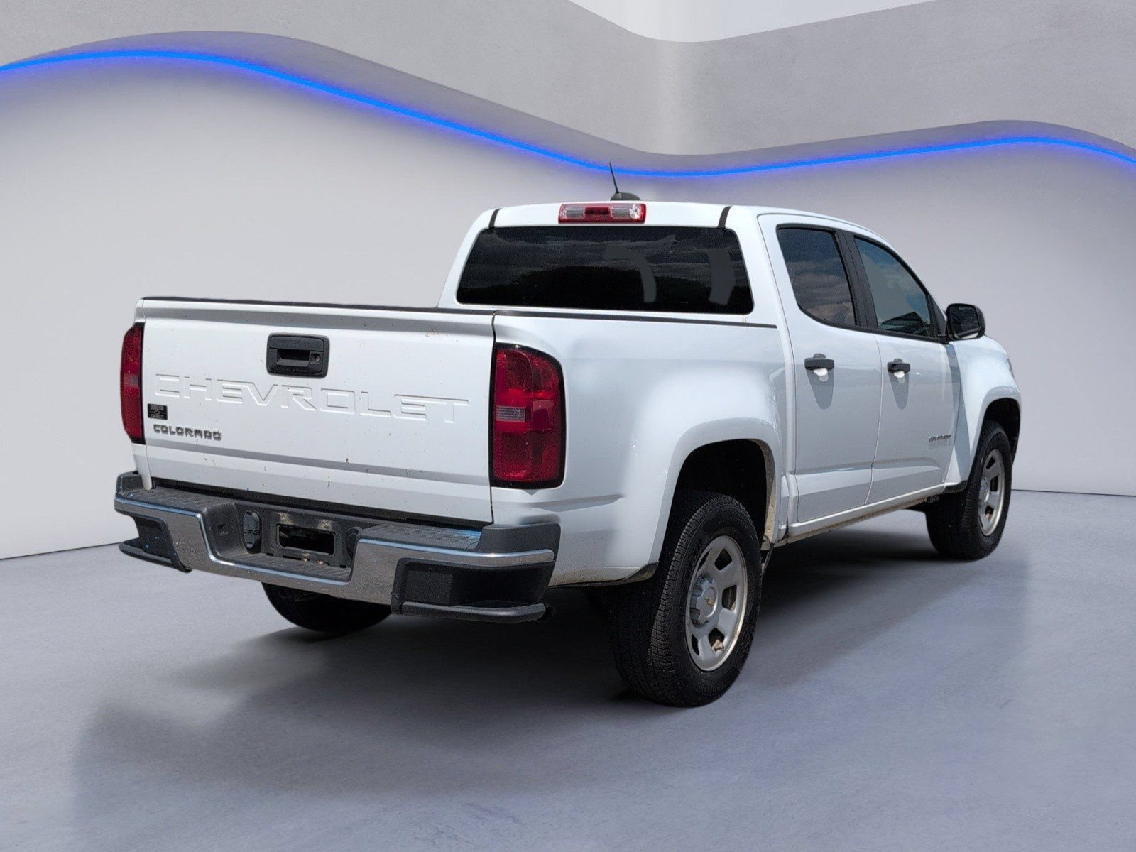 Used 2021 Chevrolet Colorado W/T RWD image 3
