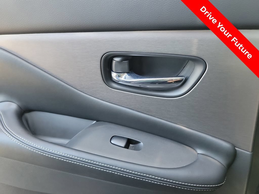 Certified 2023 Nissan Murano SV w/ SV Midnight Edition Package FWD image 21