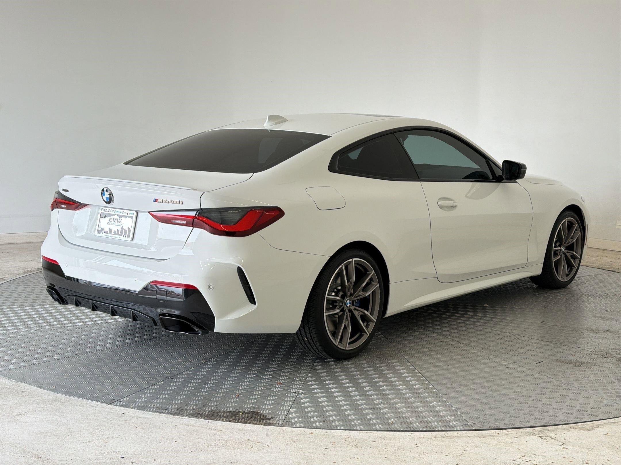 Used 2021 BMW 440i xDrive Coupe w/ Premium Package image 9