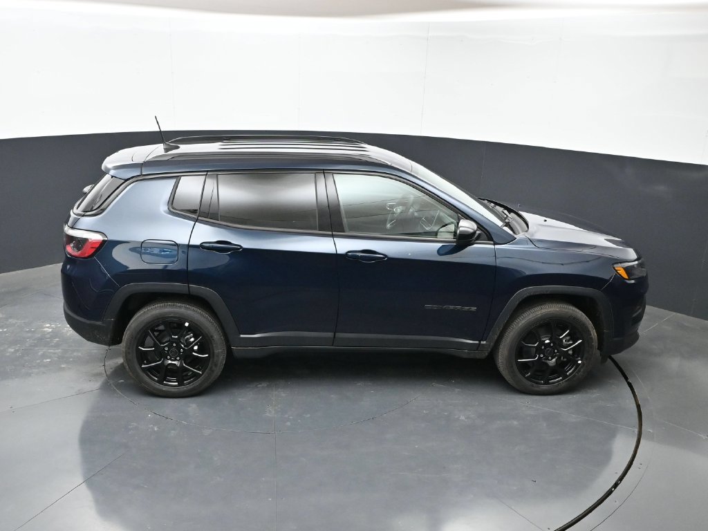 New 2026 Jeep Compass Latitude AWD/4WD image 35