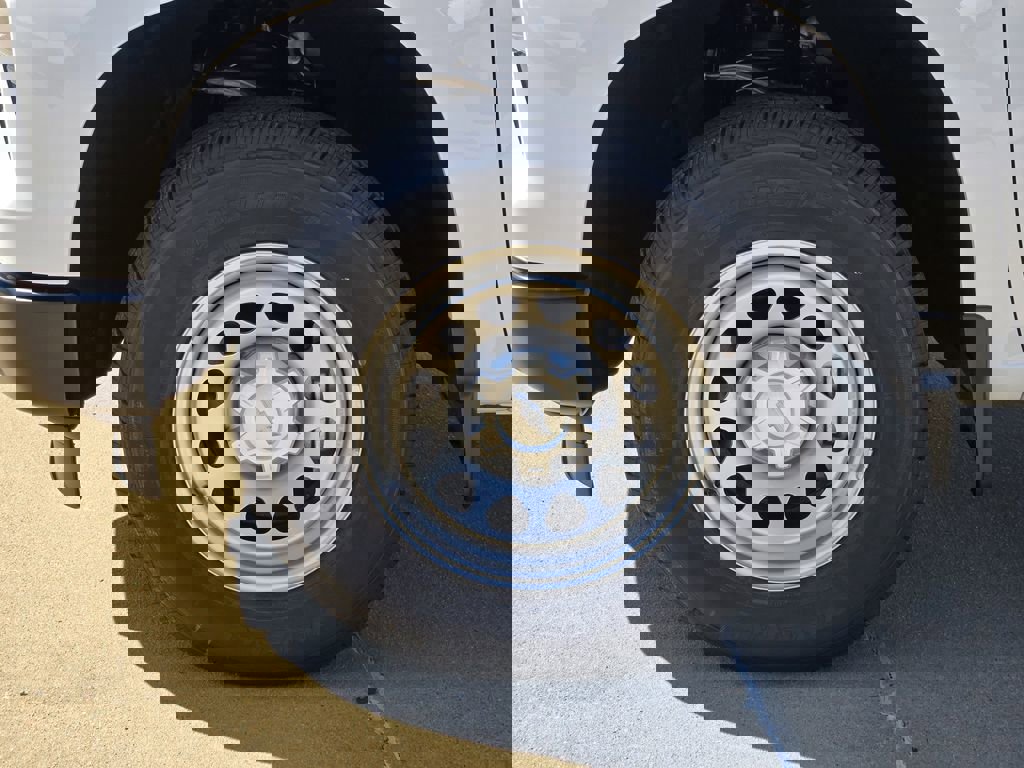 New 2026 Chevrolet Silverado 1500 W/T w/ WT Value Package AWD/4WD image 17