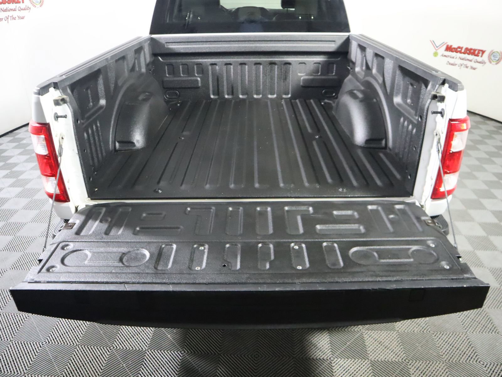 Used 2022 Ford F150 XL w/ Equipment Group 101A High AWD/4WD image 13