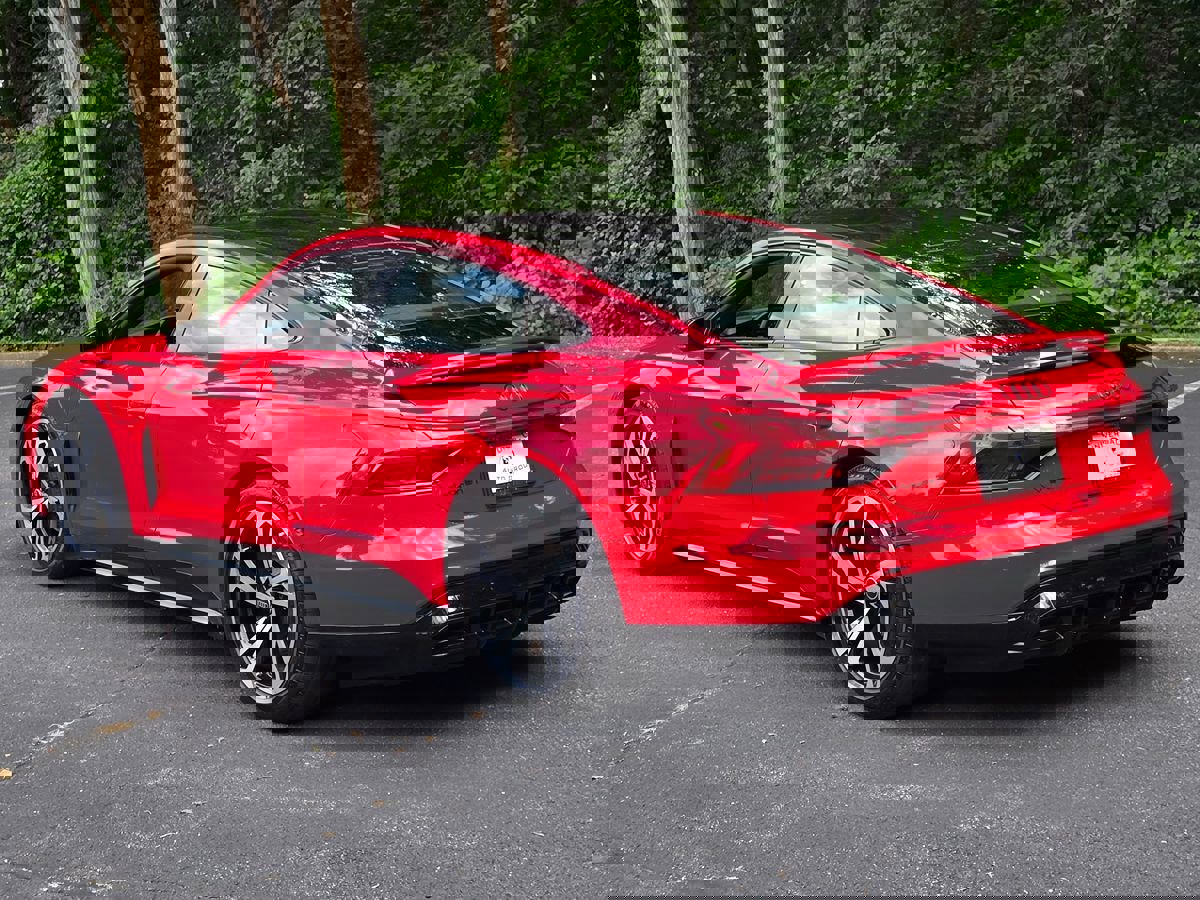 Used 2024 Audi e-tron GT Premium Plus w/ Performance Package image 4