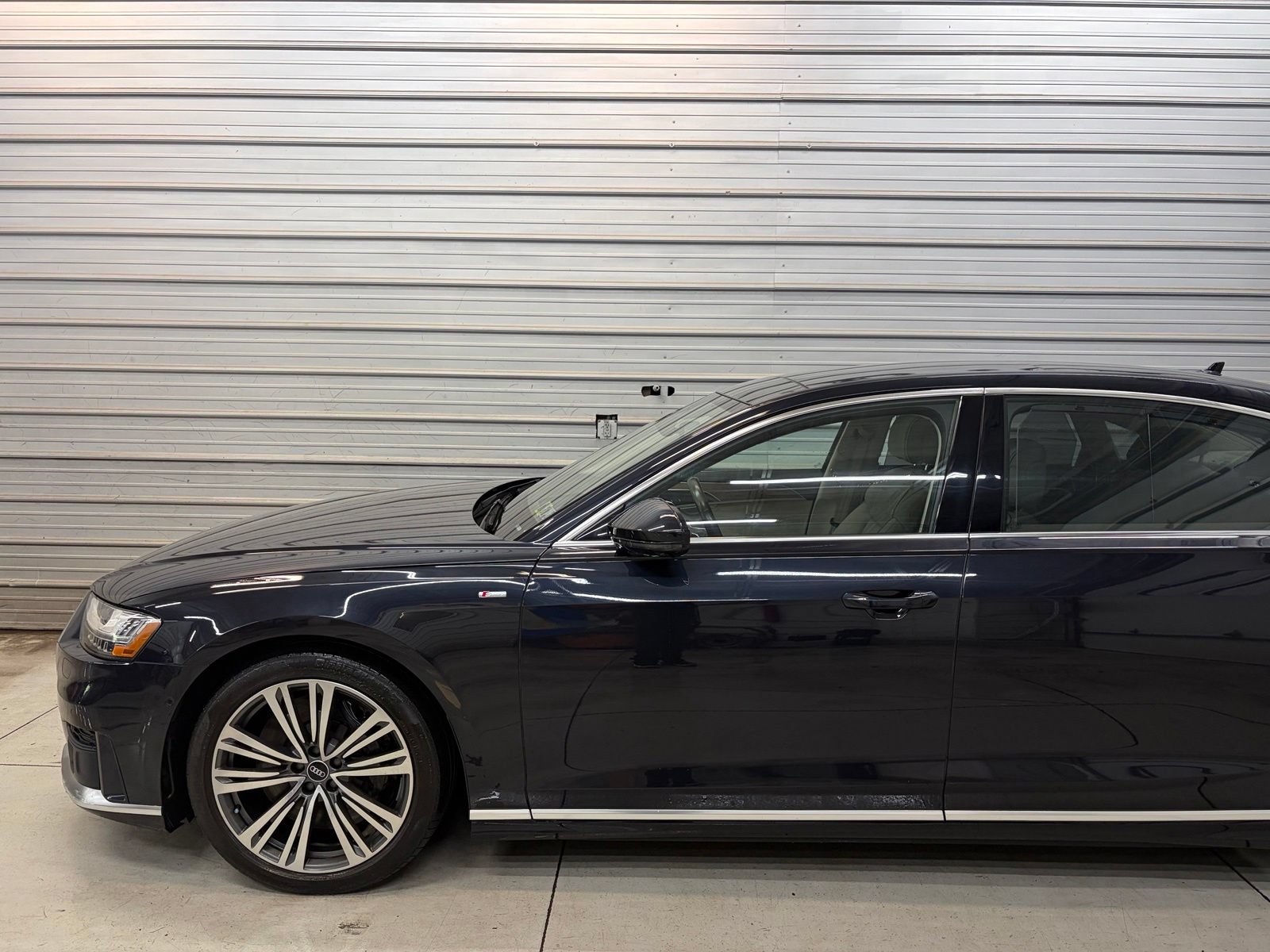 Used 2021 Audi A8 L 4.0T w/ Luxury Package AWD/4WD image 3