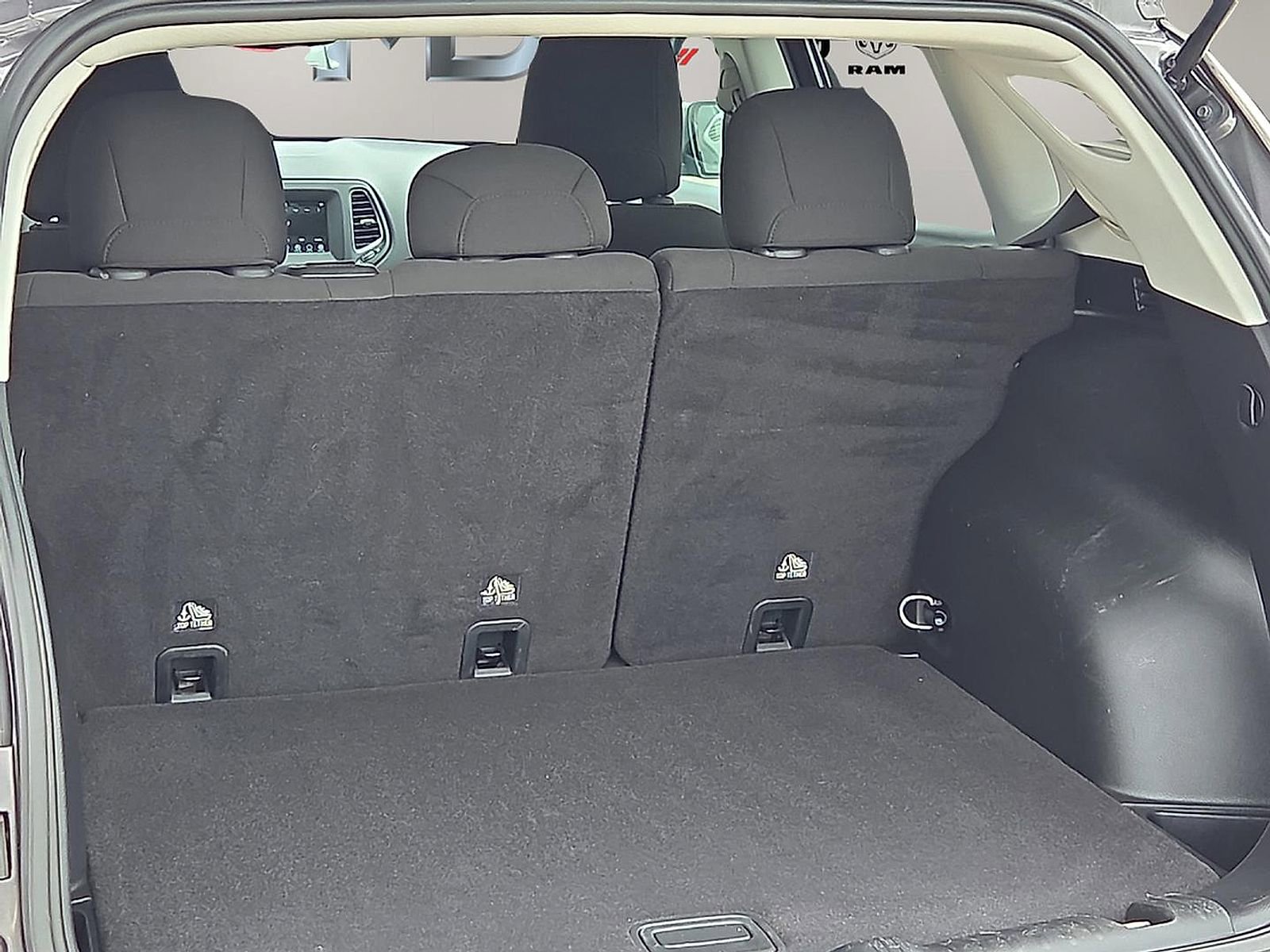 Used 2021 Jeep Compass Sport w/ Cold Weather Group image 8