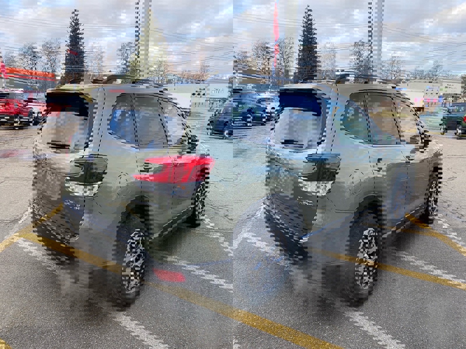 Used 2020 Subaru Forester Premium image 5