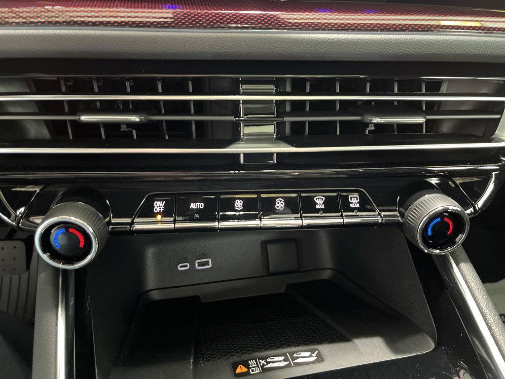New 2026 Chevrolet Traverse Z71 w/ Enhanced Driving Package AWD/4WD image 27