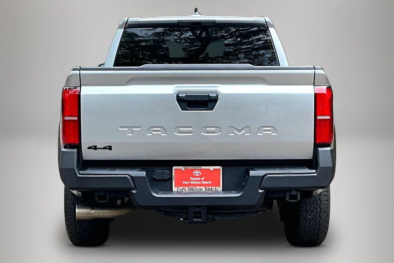 Used 2024 Toyota Tacoma TRD Off-Road AWD/4WD image 6