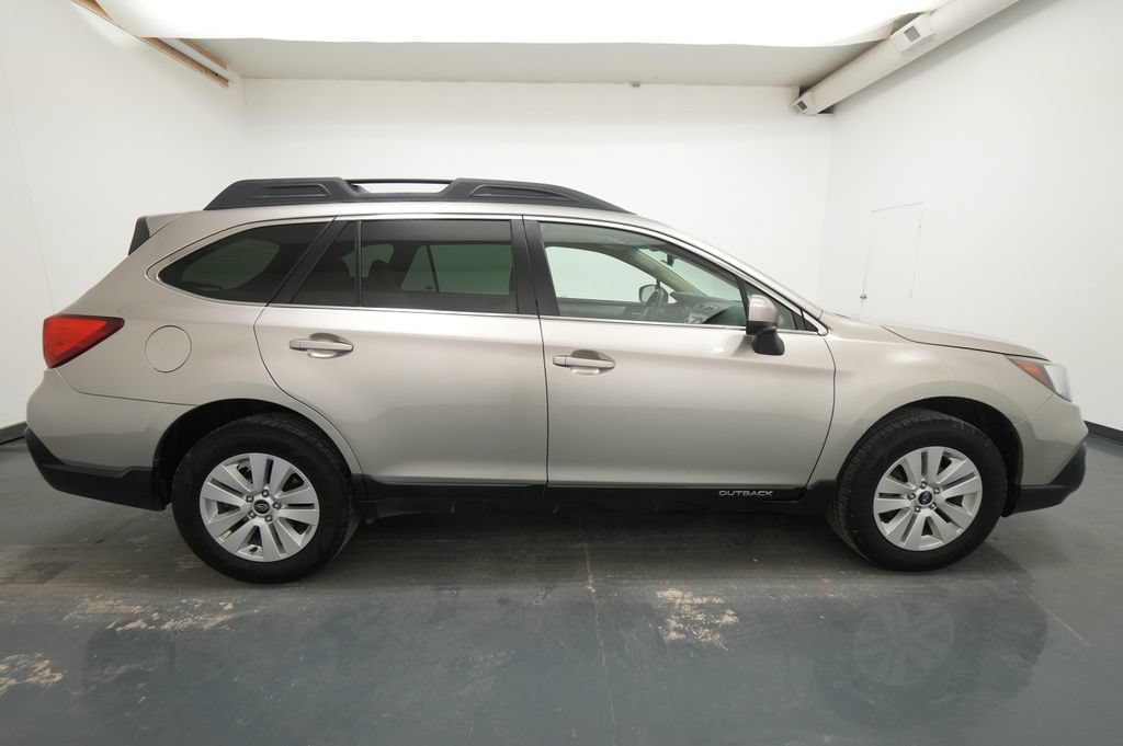 Used 2019 Subaru Outback 2.5i Premium AWD/4WD image 9