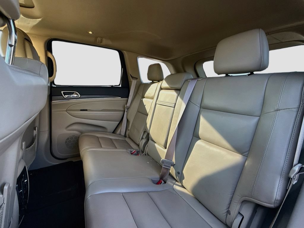 Used 2017 Jeep Grand Cherokee Limited RWD image 26