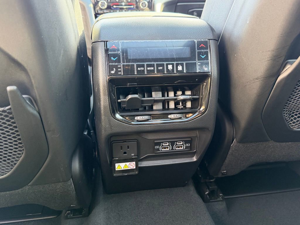 Certified 2025 Jeep Grand Cherokee Summit w/ Adv Protech Group IV image 32