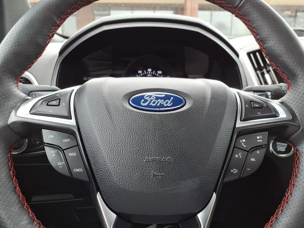 Used 2024 Ford Edge ST-Line image 21