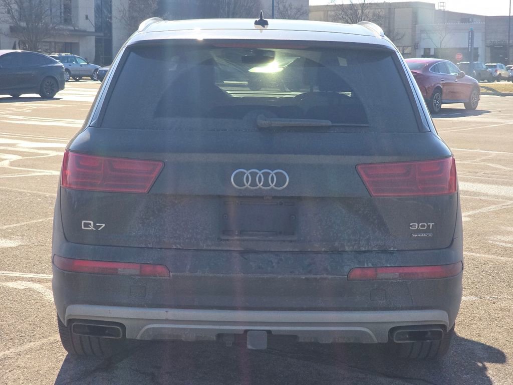 Used 2017 Audi Q7 3.0T Prestige image 13