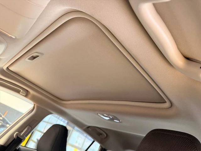 Used 2024 Subaru Crosstrek 2.0i Premium image 17