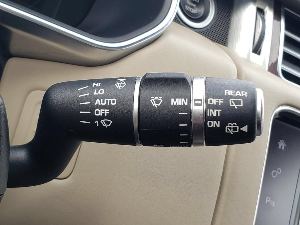 Used 2016 Land Rover Range Rover HSE AWD/4WD image 30