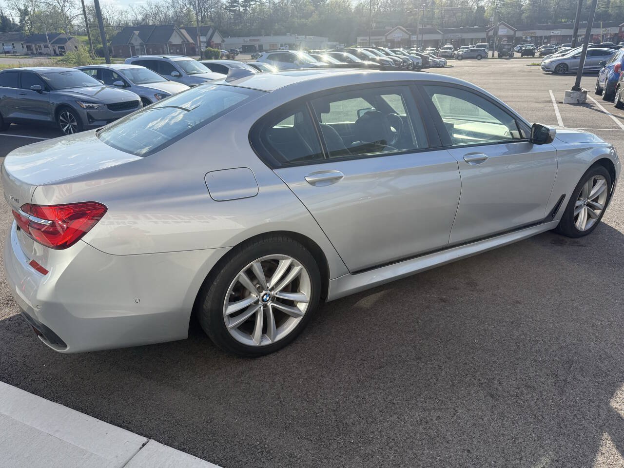 Used 2017 BMW 750i xDrive AWD/4WD image 7