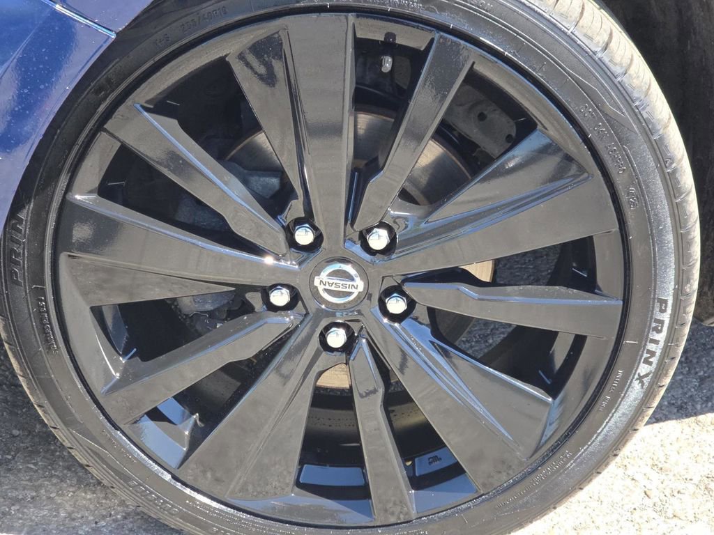 Used 2022 Nissan Altima 2.5 SR FWD image 6