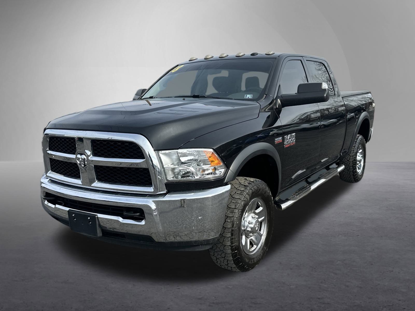 Used 2018 RAM 2500 Tradesman w/ Chrome Appearance Group image 8