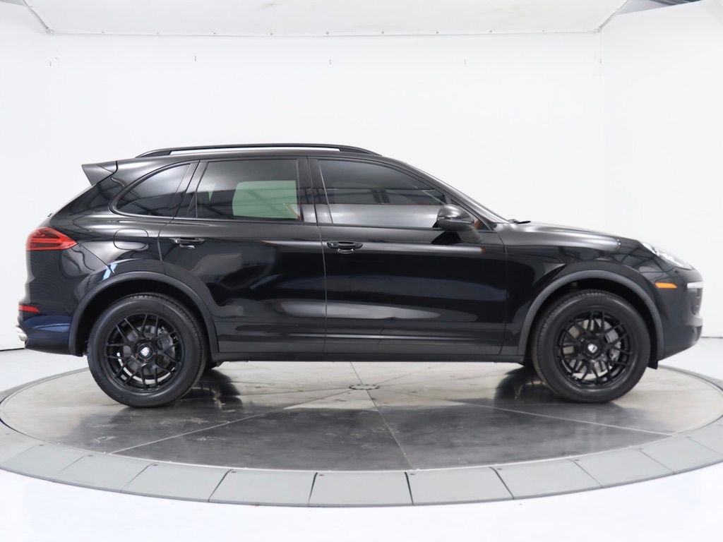 Used 2016 Porsche Cayenne image 6