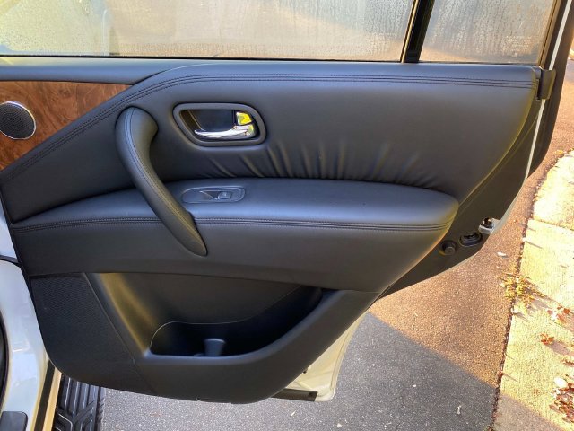 Used 2022 Nissan Armada SL AWD/4WD image 40