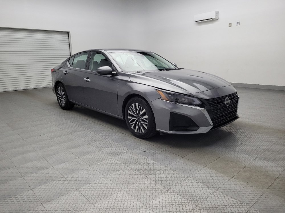 Used 2023 Nissan Altima 2.5 SV image 13