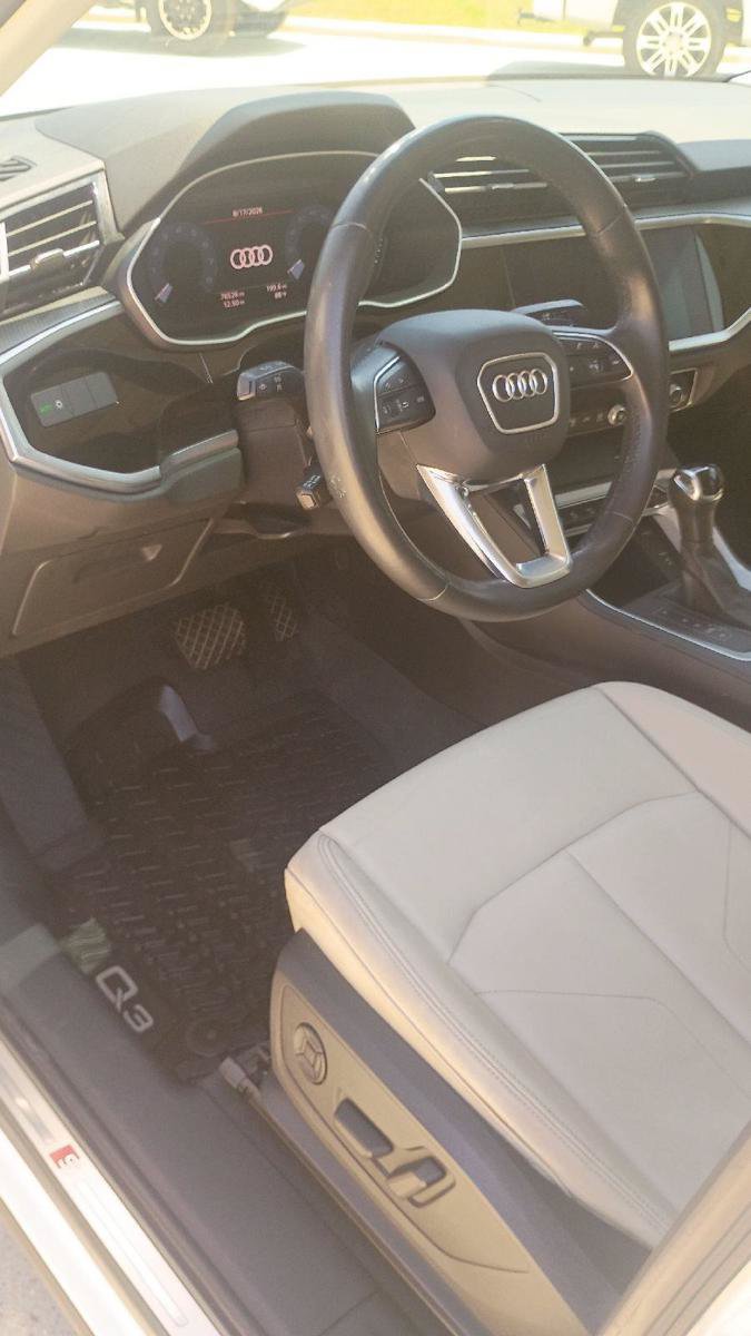 Used 2021 Audi Q3 2.0T Premium w/ Convenience Package AWD/4WD image 11