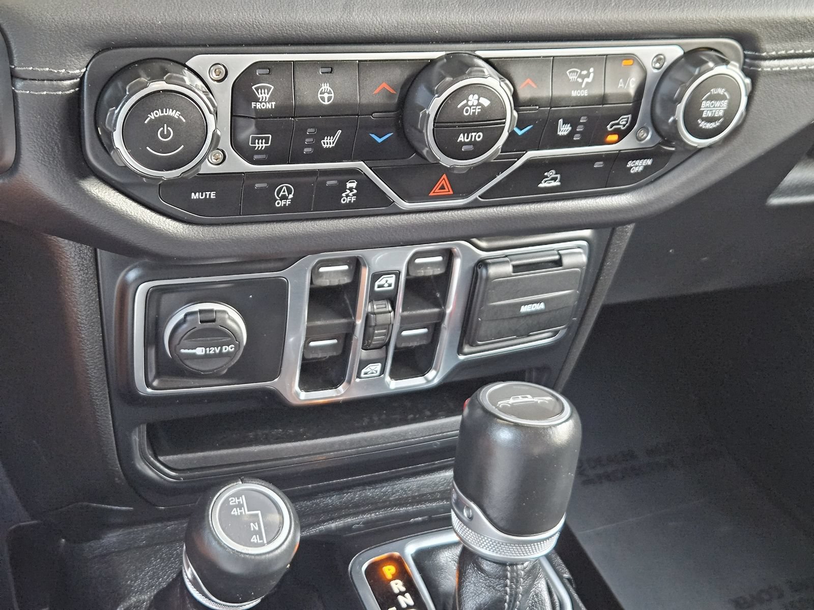 Used 2024 Jeep Gladiator Sport AWD/4WD image 22