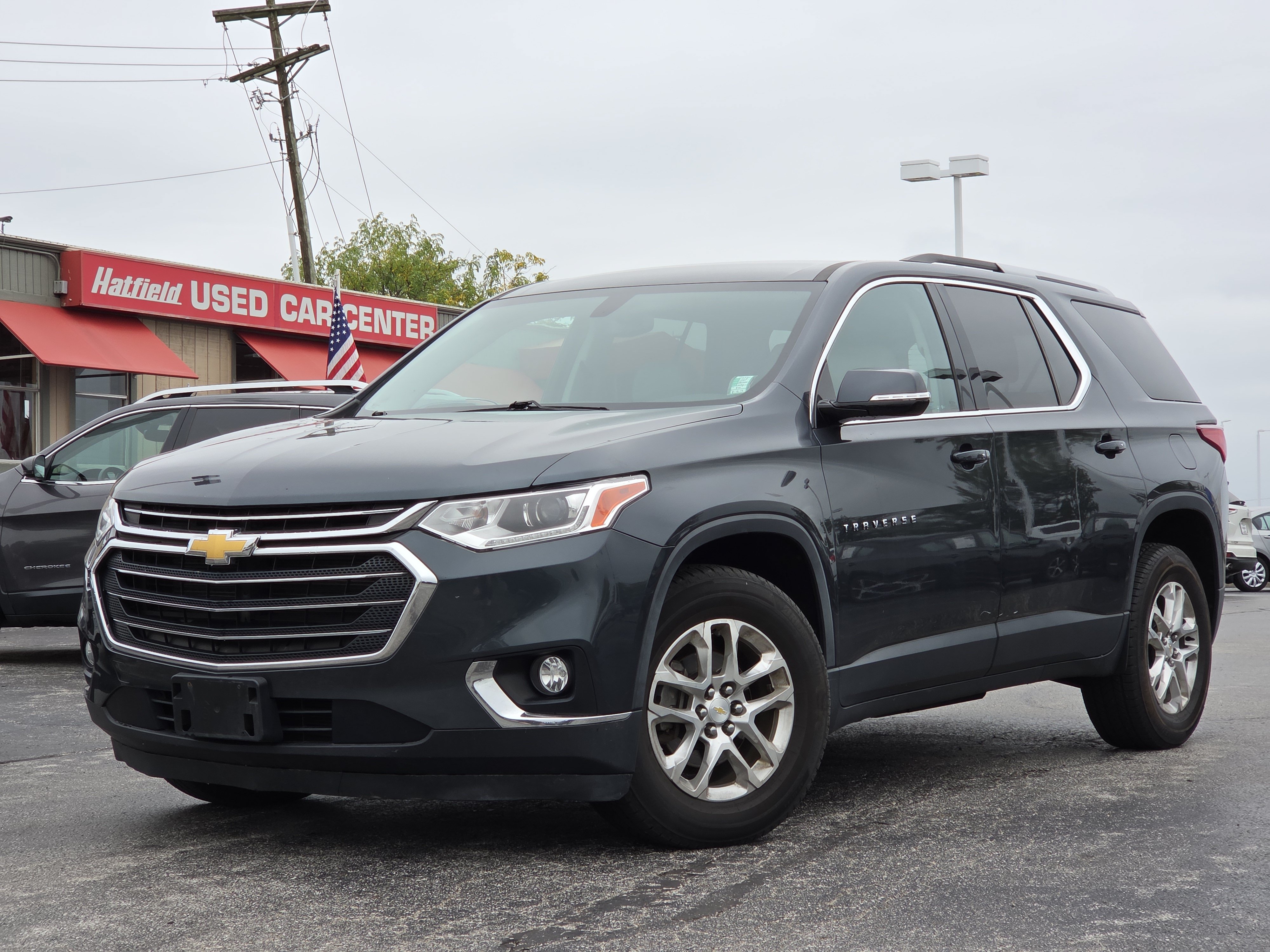 Used 2018 Chevrolet Traverse LT w/ LPO, Floor Liner Package AWD/4WD image 2