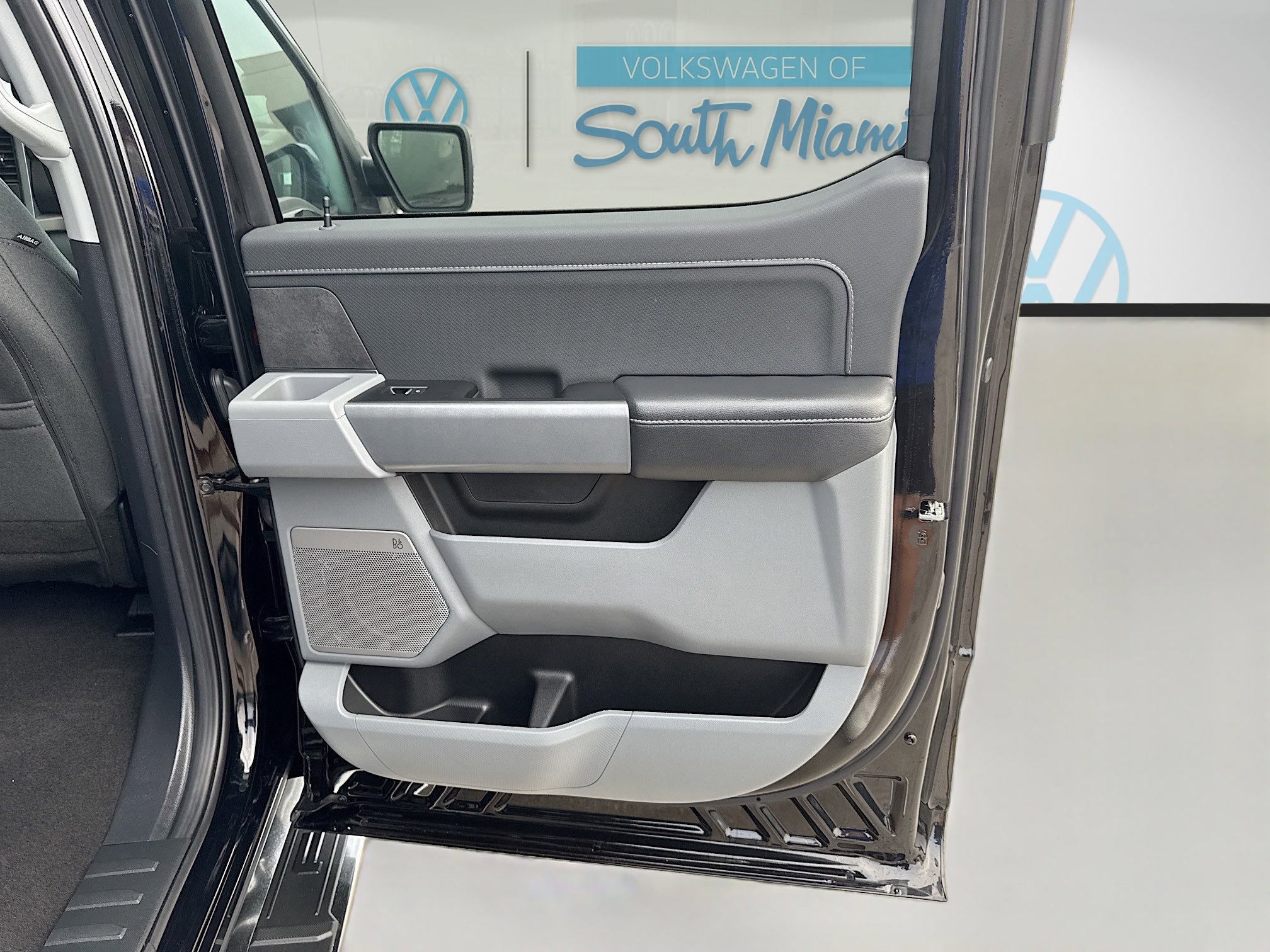 Used 2024 Ford F150 XLT w/ Equipment Group 303A High image 32