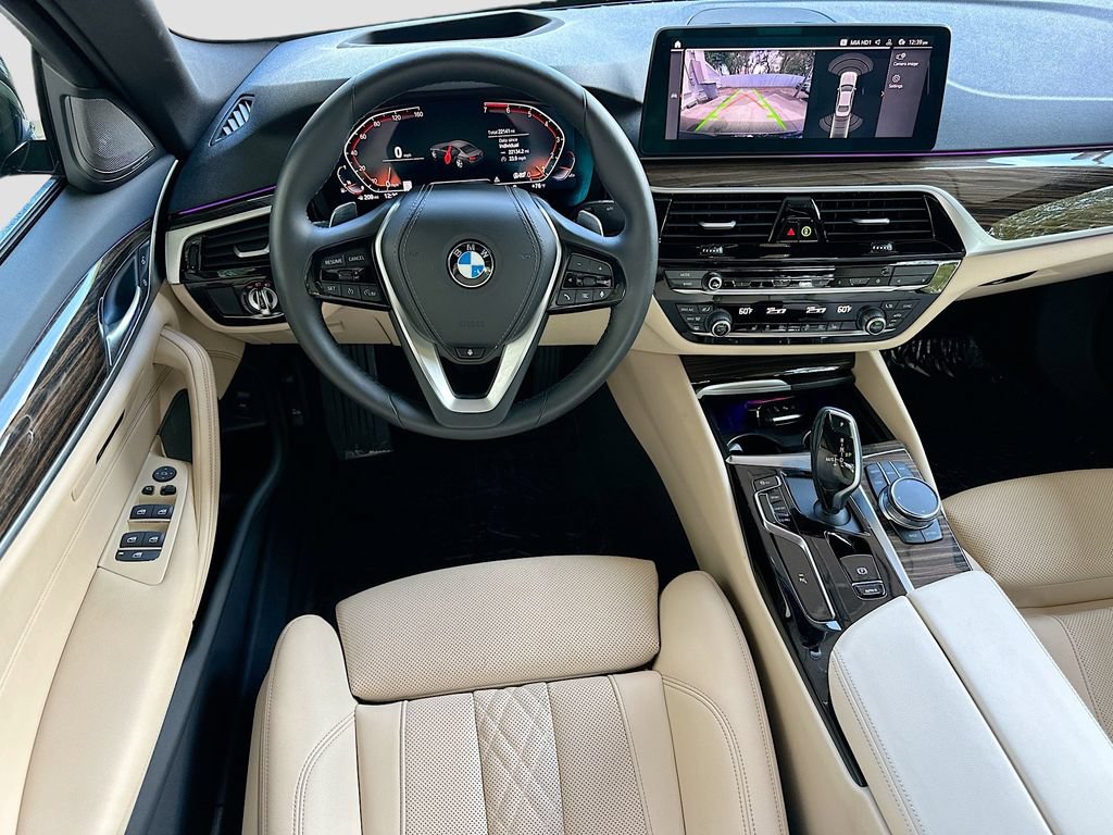 Used 2023 BMW 530i xDrive w/ Premium Package AWD/4WD image 18