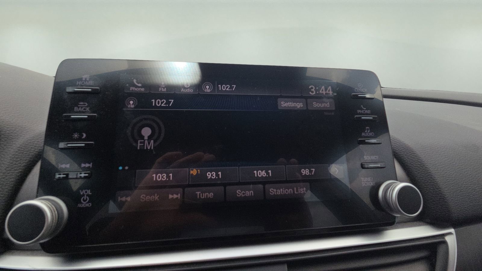 Used 2018 Honda Accord EX-L image 7