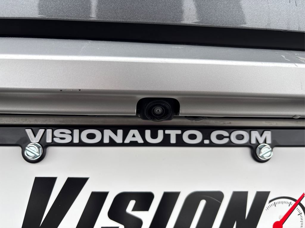 Used 2024 Nissan Pathfinder SL image 16