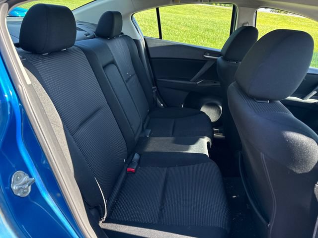 Used 2012 MAZDA MAZDA3 i Touring FWD image 14