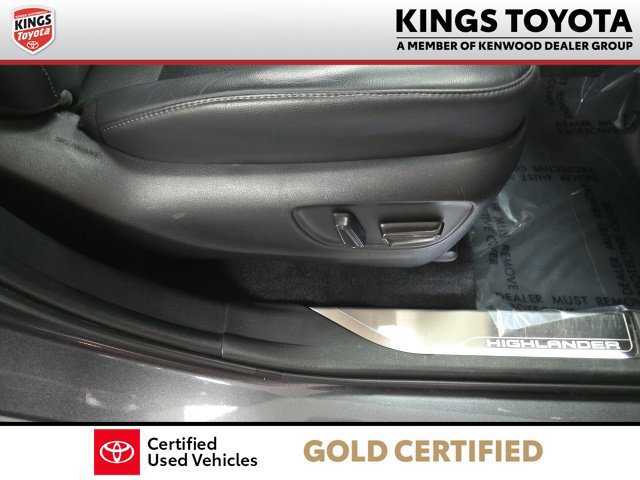 Used 2022 Toyota Highlander Platinum AWD/4WD image 25