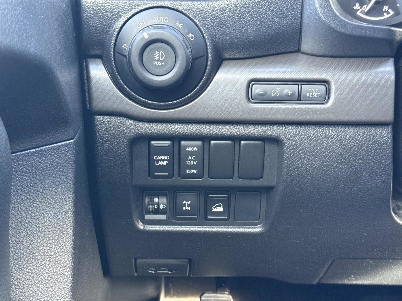 Used 2024 Nissan Titan PRO-4X w/ Pro-4x Utility Package image 13